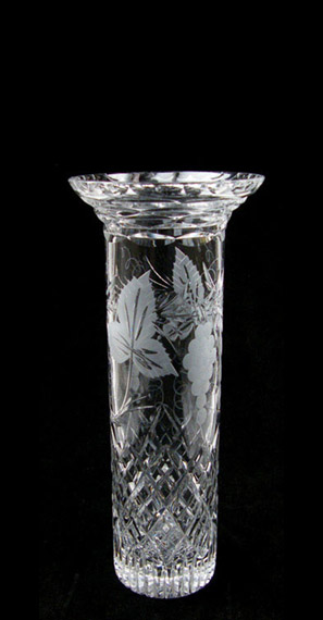 8 inch Daff Vase Grapevine